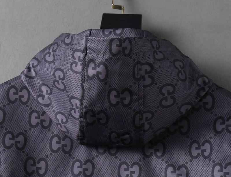 Gucci Outwear Timeless 127649