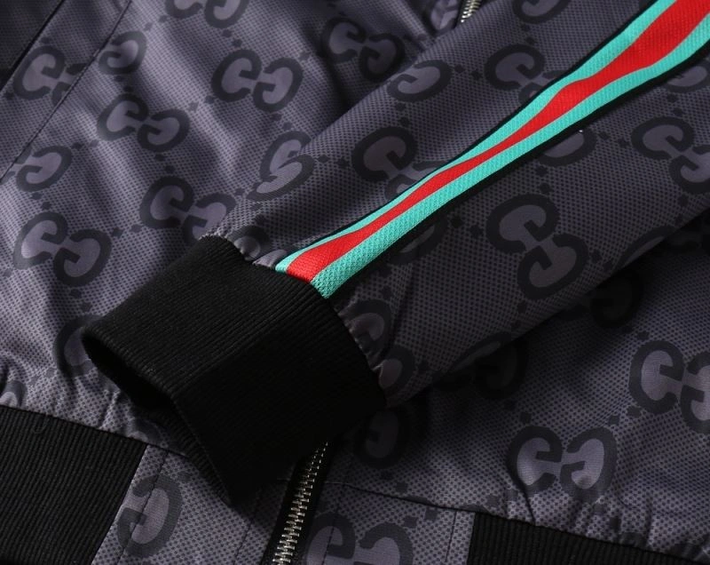 Gucci Outwear Timeless 127649
