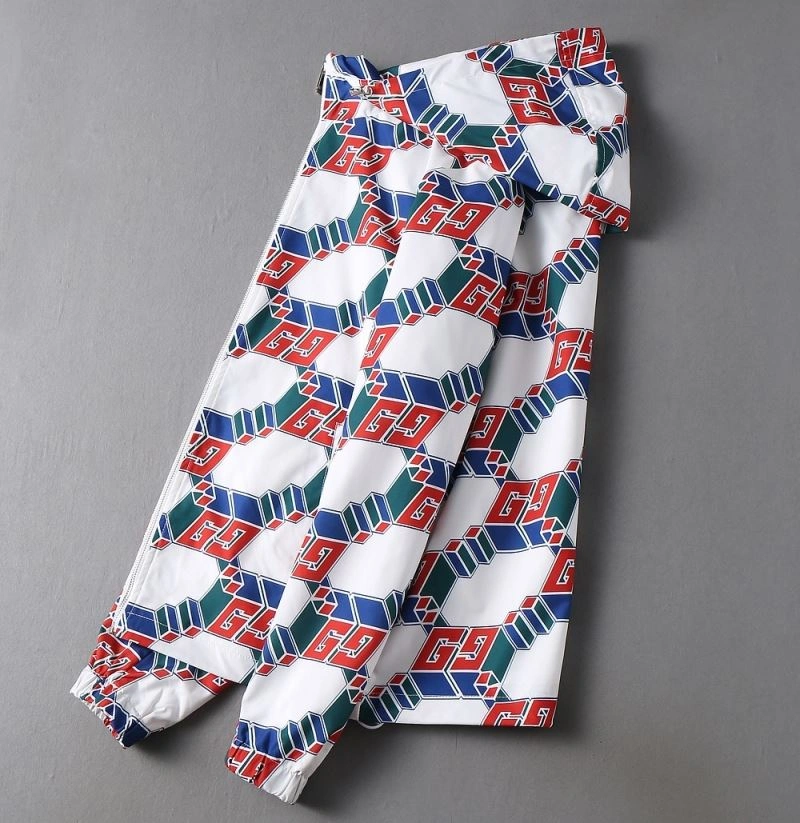 Supportive Gucci Outwear 127643