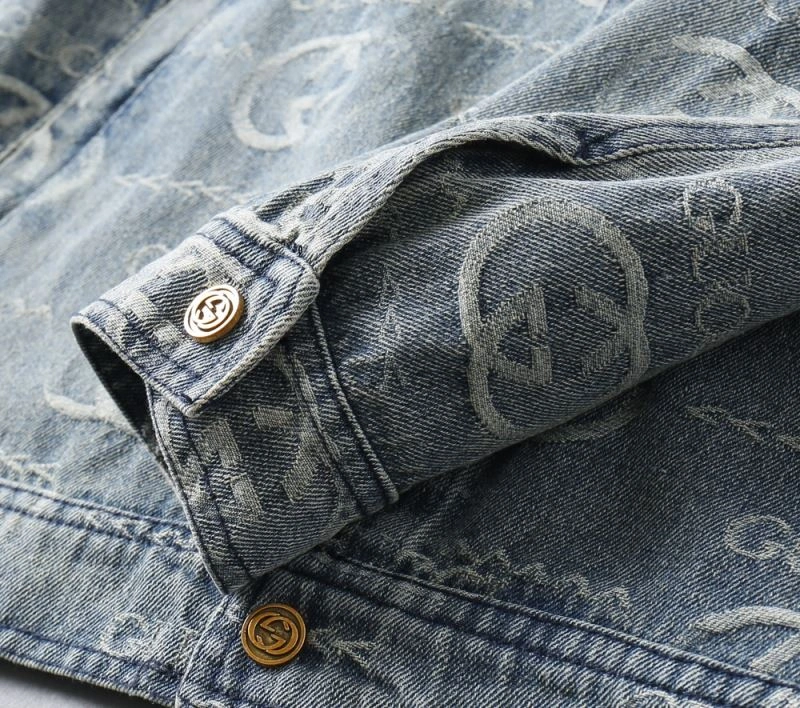 Gucci Outwear Lightweight 127652