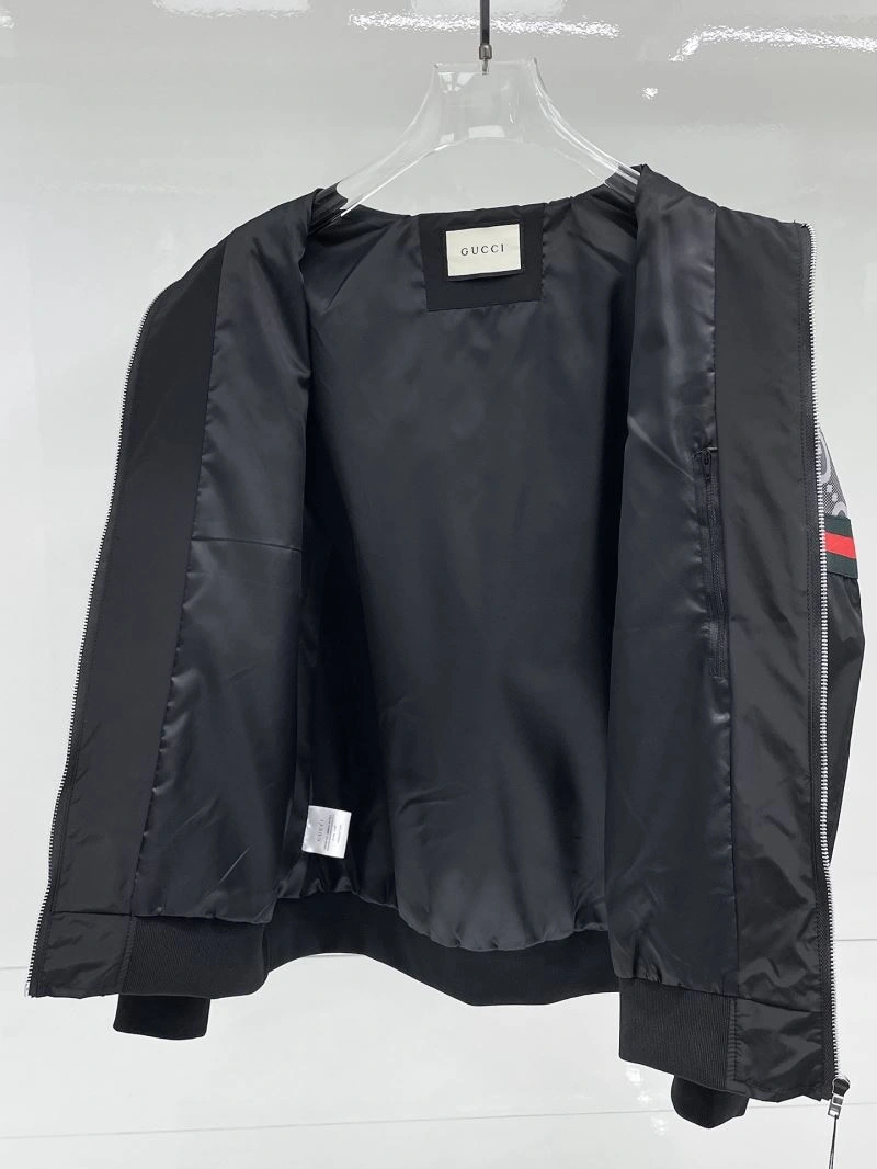 Functional Gucci Outwear 127667