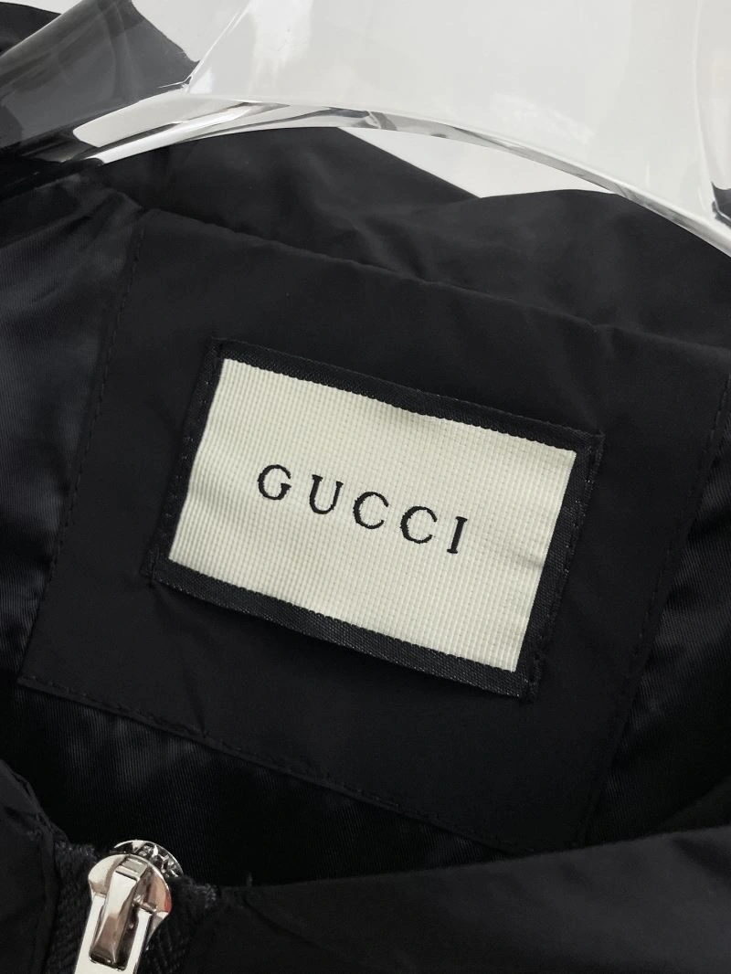 Functional Gucci Outwear 127667