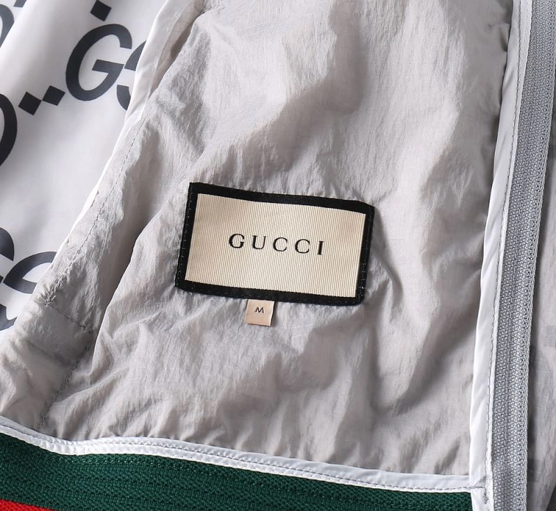 Unisex Gucci Outwear 127614