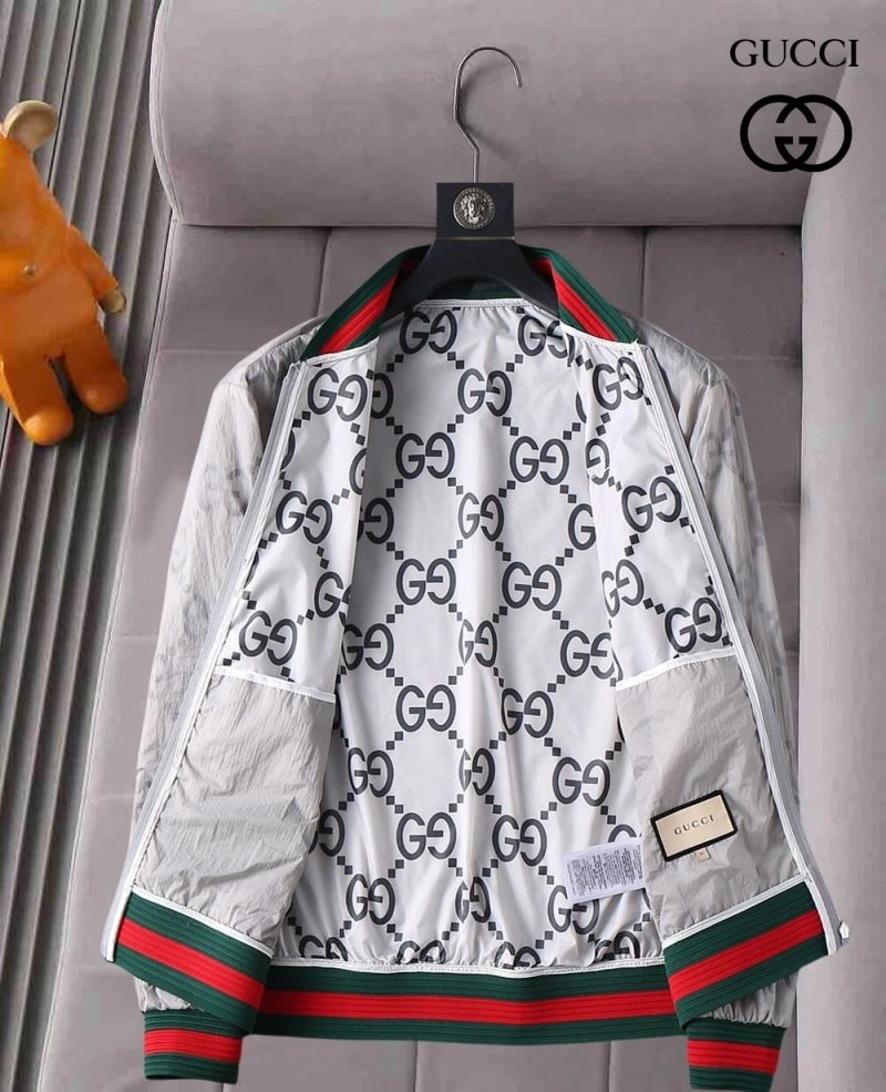 Unisex Gucci Outwear 127614