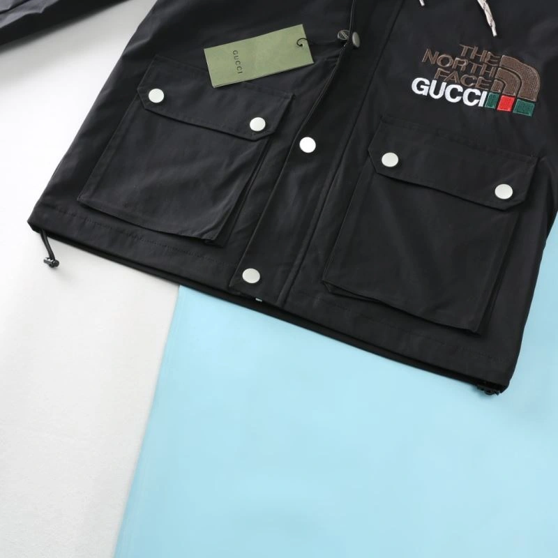 Gucci Outwear Comfortable 127590