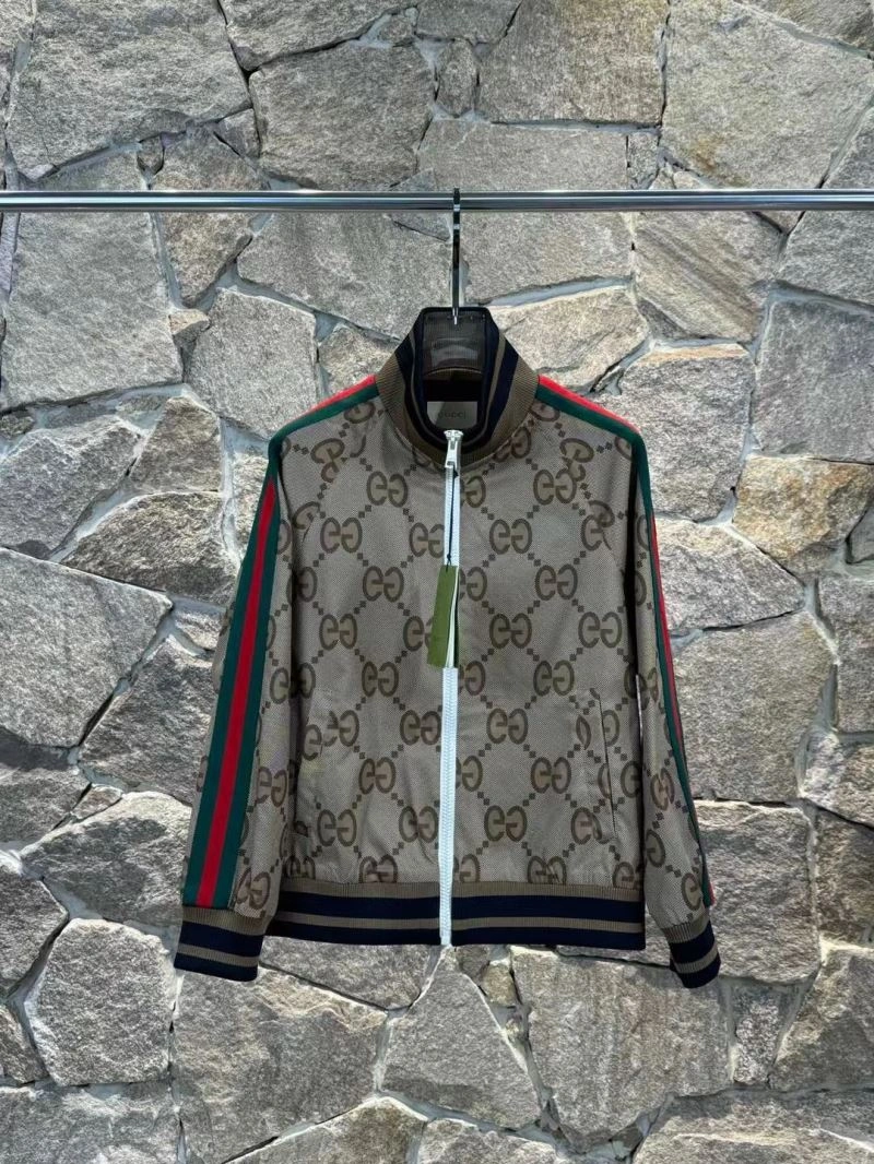 Sporty Gucci Outwear 127604