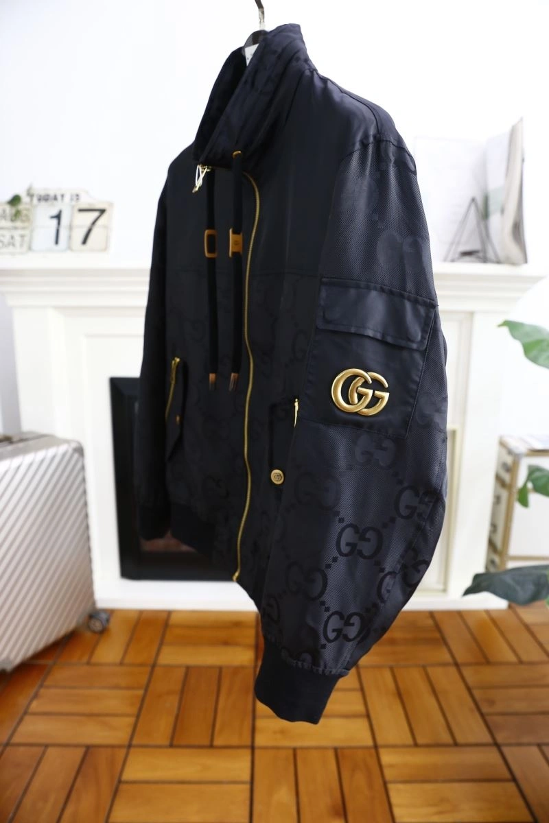 TimelessDesign Gucci Outwear 127594
