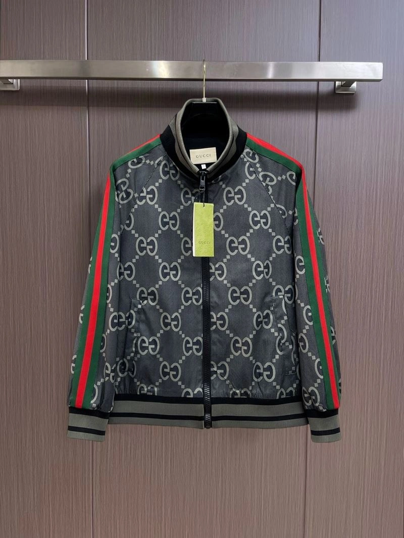 Gucci Outwear Resilient 127577