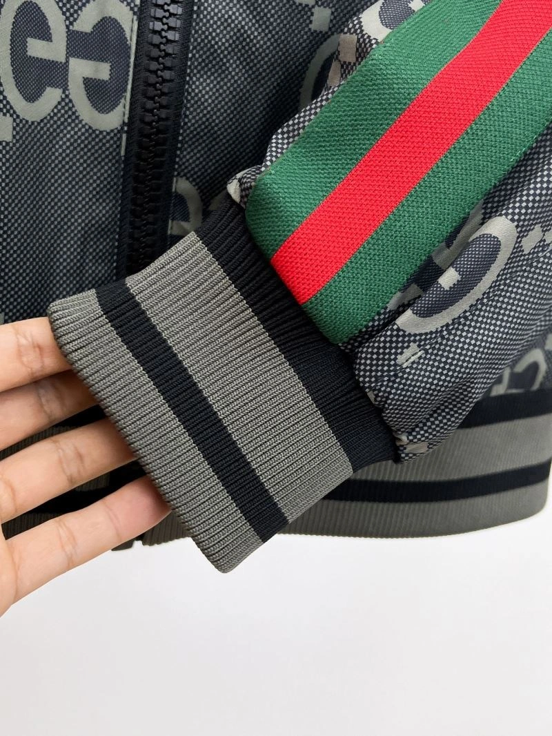 Gucci Outwear Resilient 127577