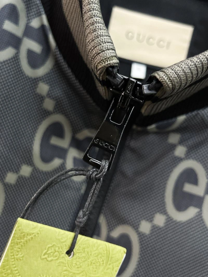 Gucci Outwear Resilient 127577