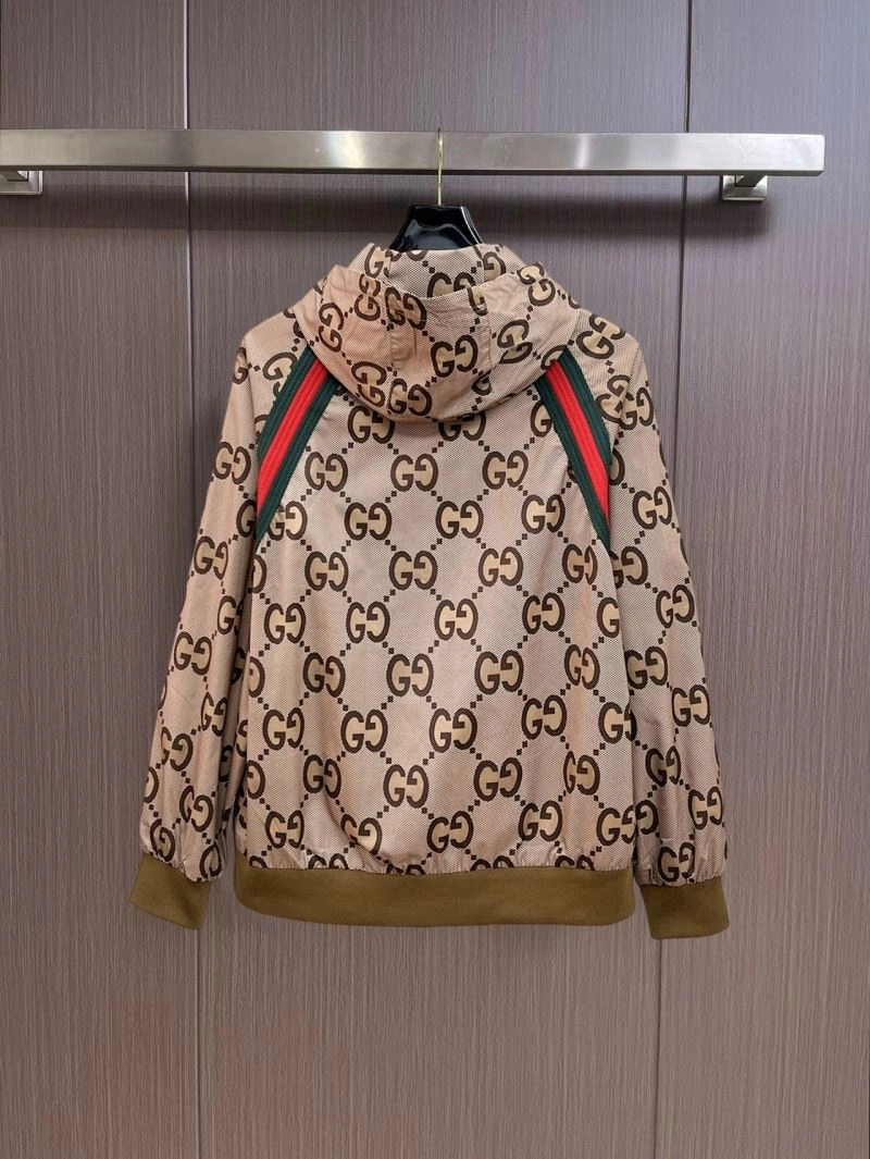 Gucci Outwear Refined 127564