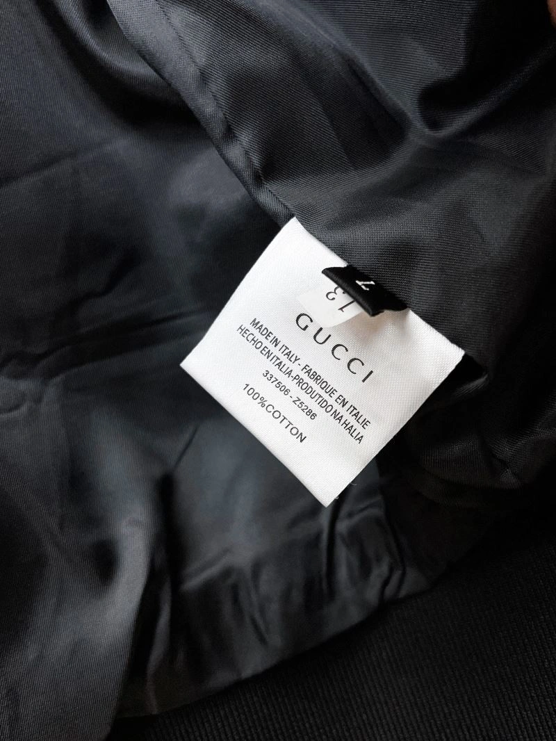 Stretchable Gucci Outwear 127553