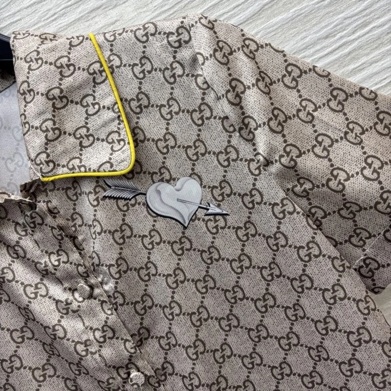 Gucci Outwear Stylish 124942