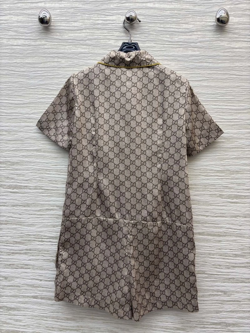 Gucci Outwear Stylish 124942