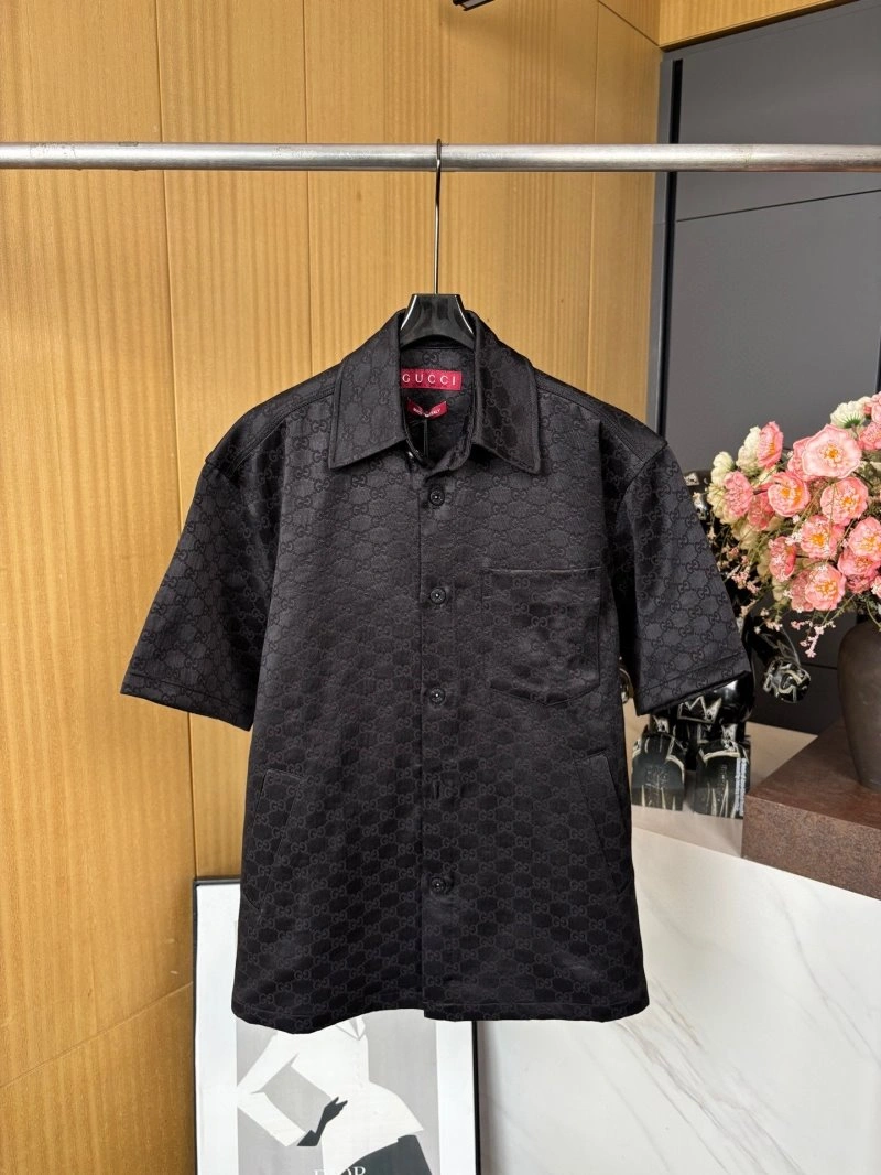 Sustainable Gucci Outwear 124432