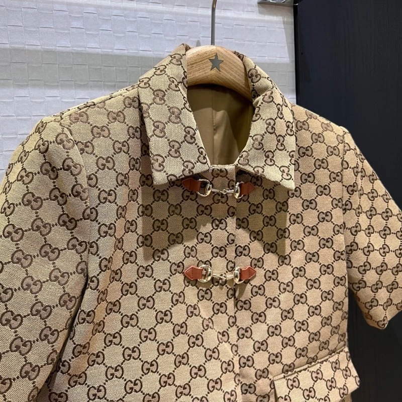 Gucci Outwear Popular 124427