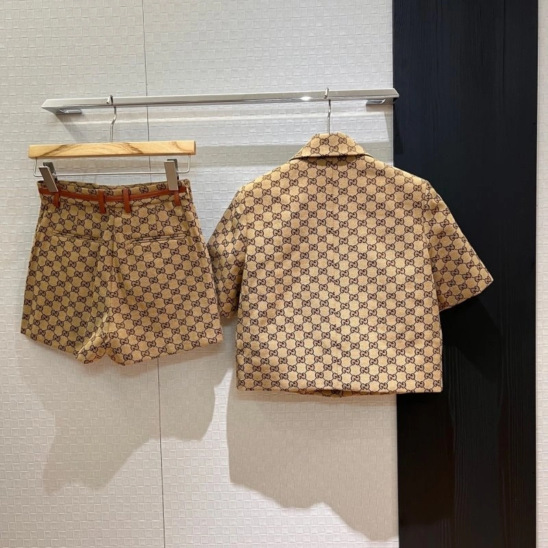 Gucci Outwear Popular 124427
