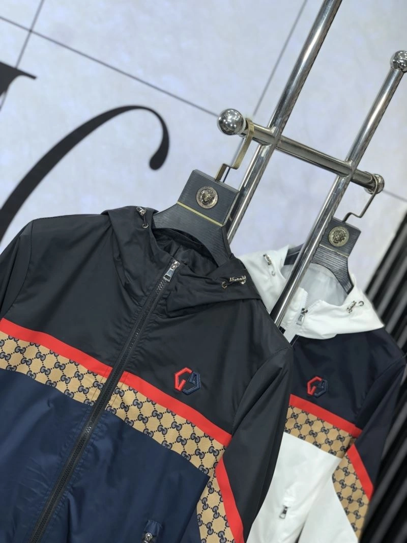 EyeCatching Gucci Outwear 127275