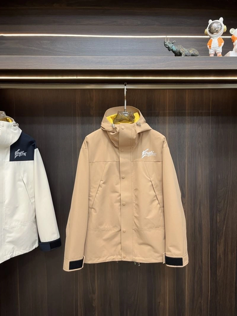 Gucci Outwear TechFriendly 127277