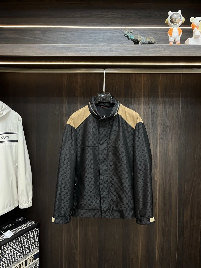 Gucci Outwear Versatile 127270