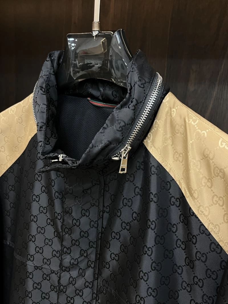 Gucci Outwear Versatile 127270