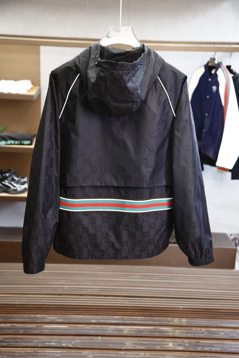 Breathable Gucci Outwear 127255