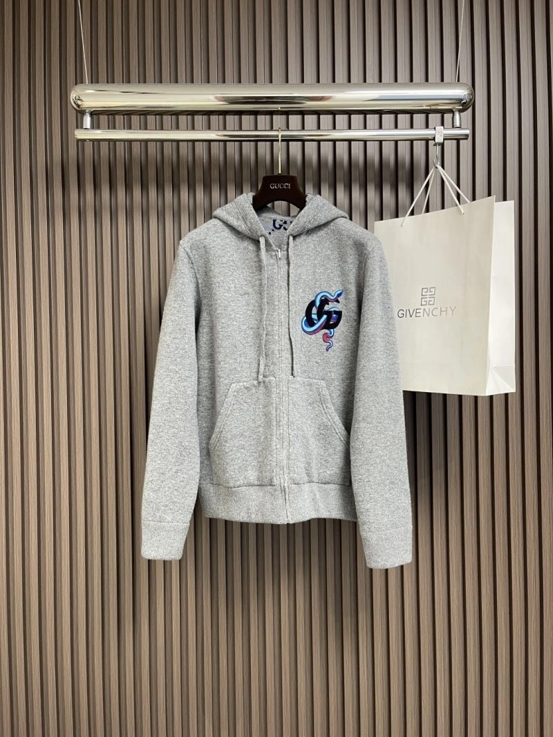 Sporty Gucci Outwear 126786