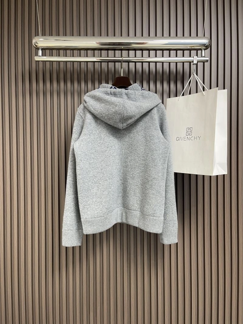 Sporty Gucci Outwear 126786