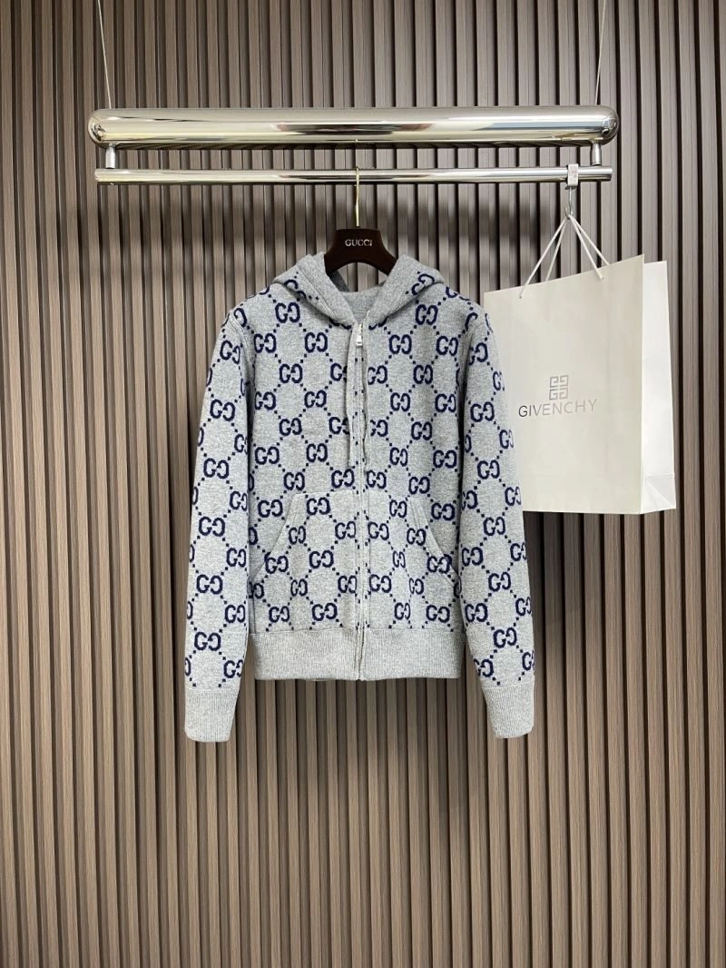 Sporty Gucci Outwear 126786