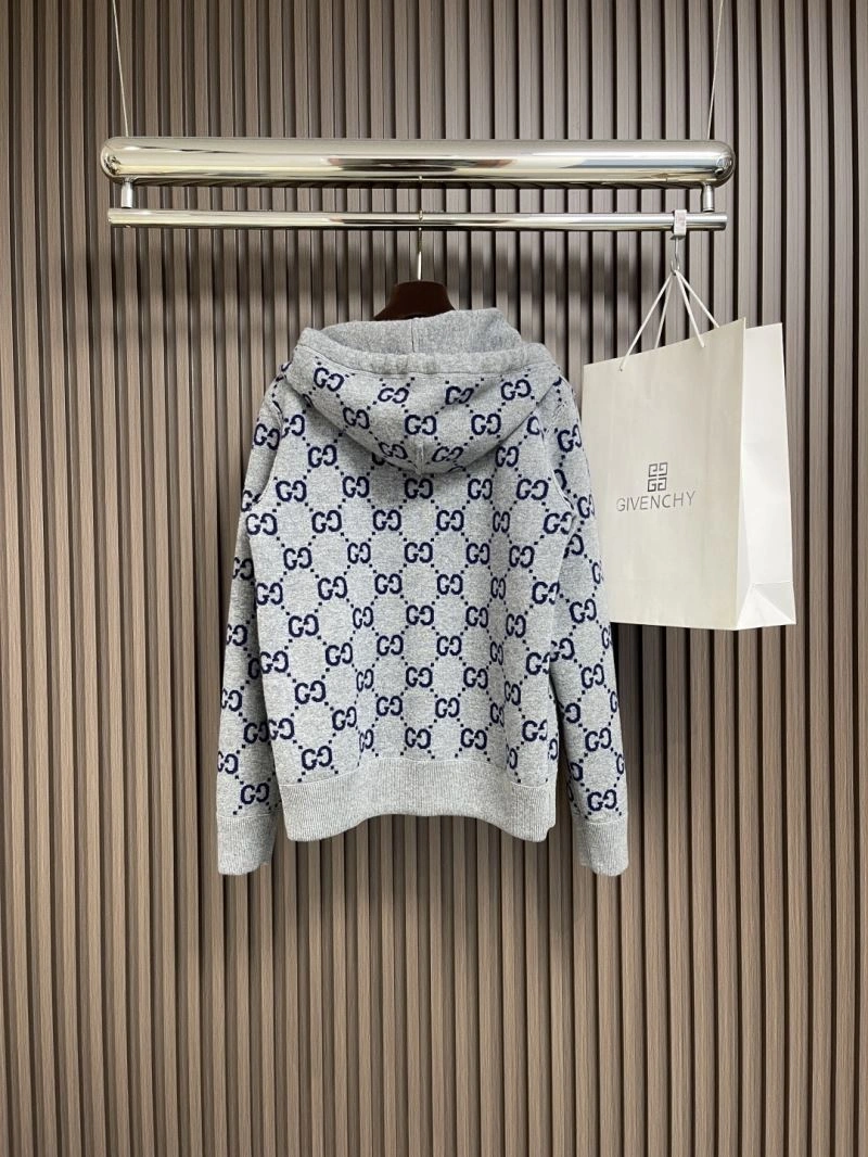 Sporty Gucci Outwear 126786