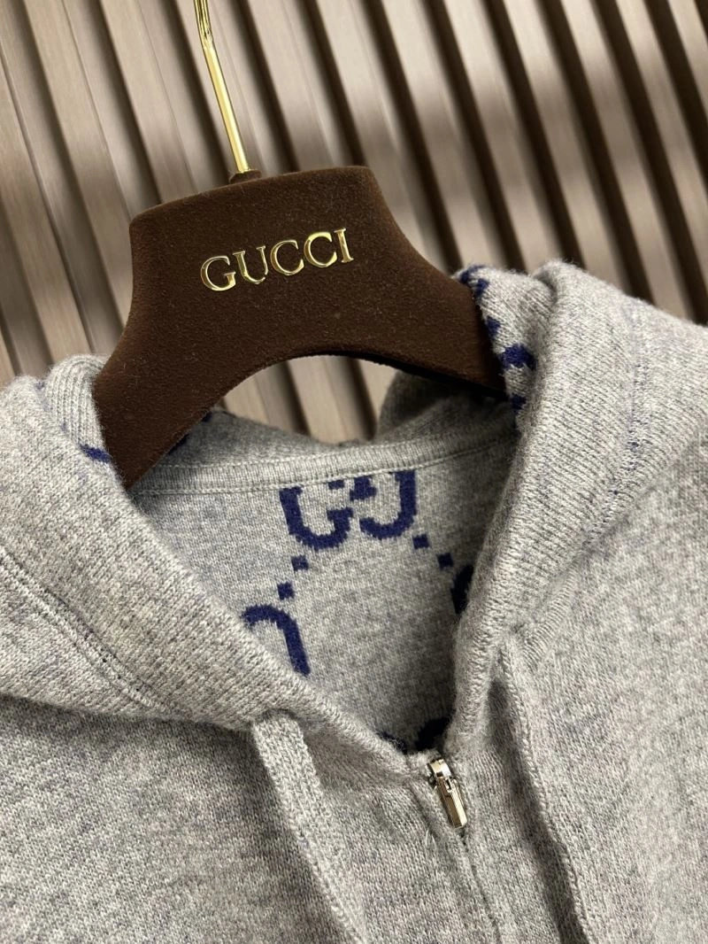 Sporty Gucci Outwear 126786
