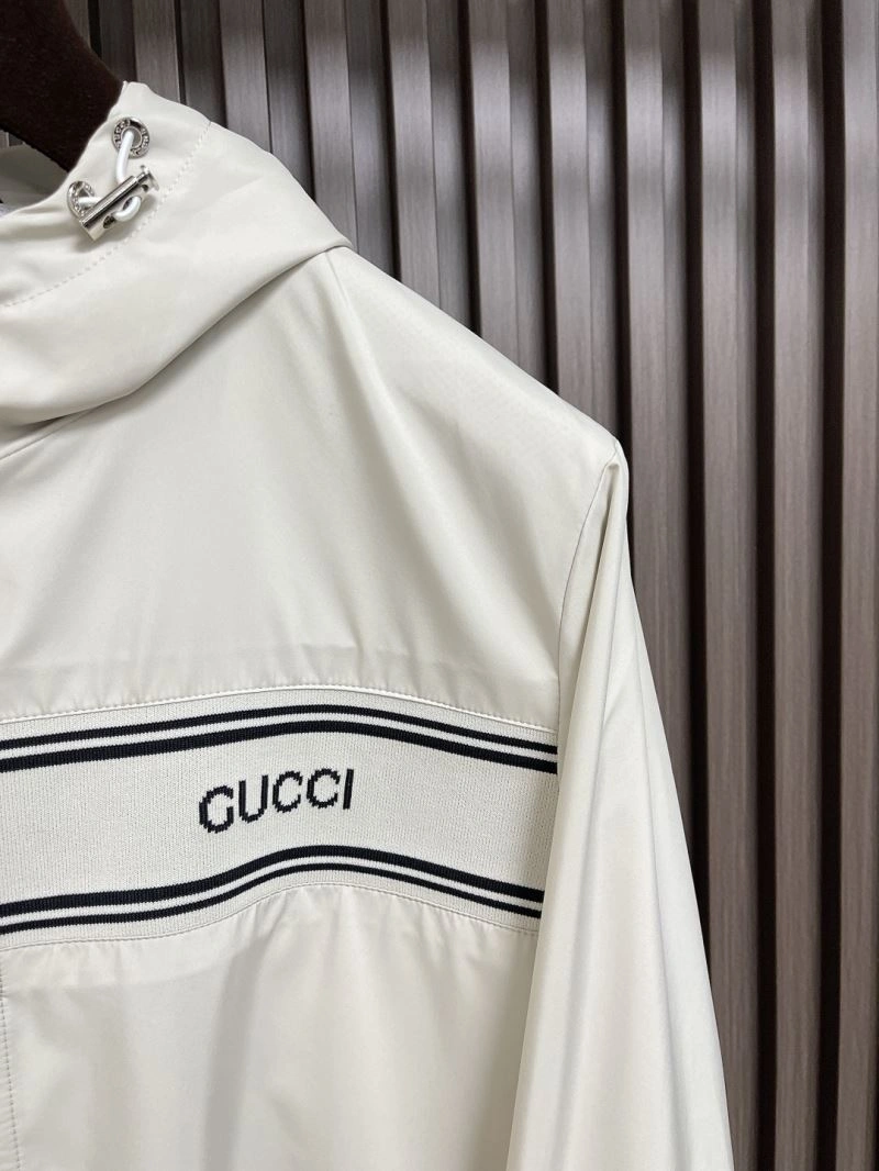 Stylish Gucci Outwear 126749