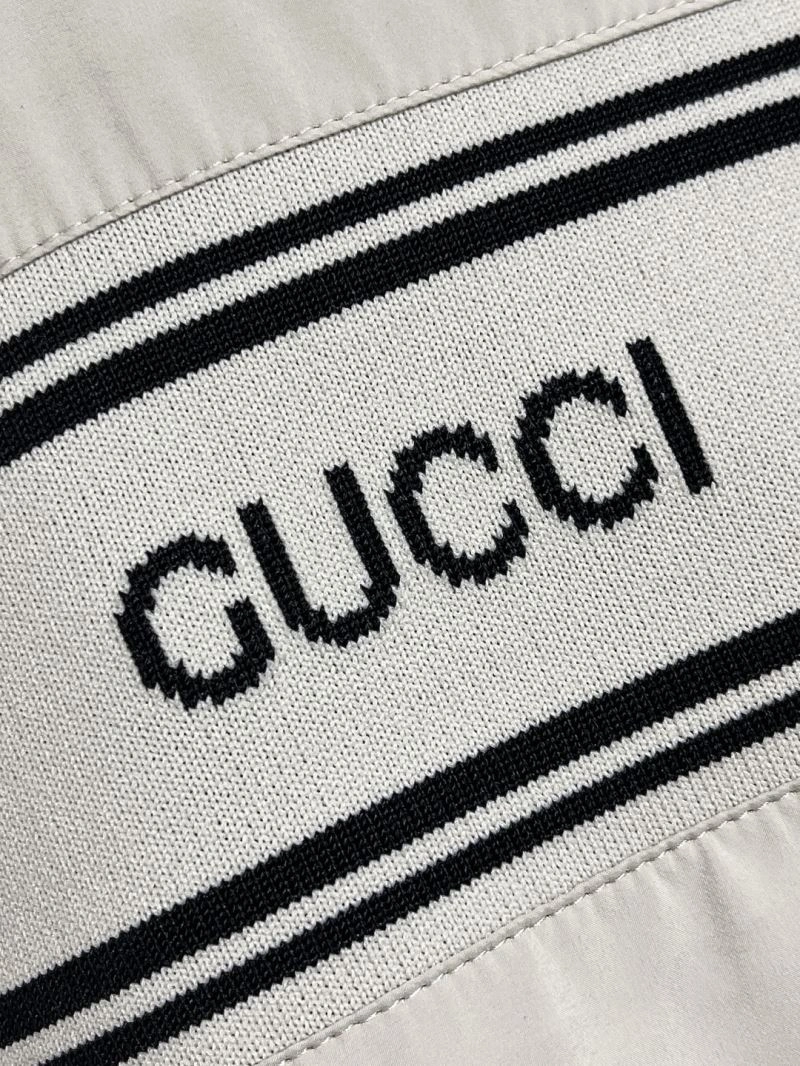 Stylish Gucci Outwear 126749