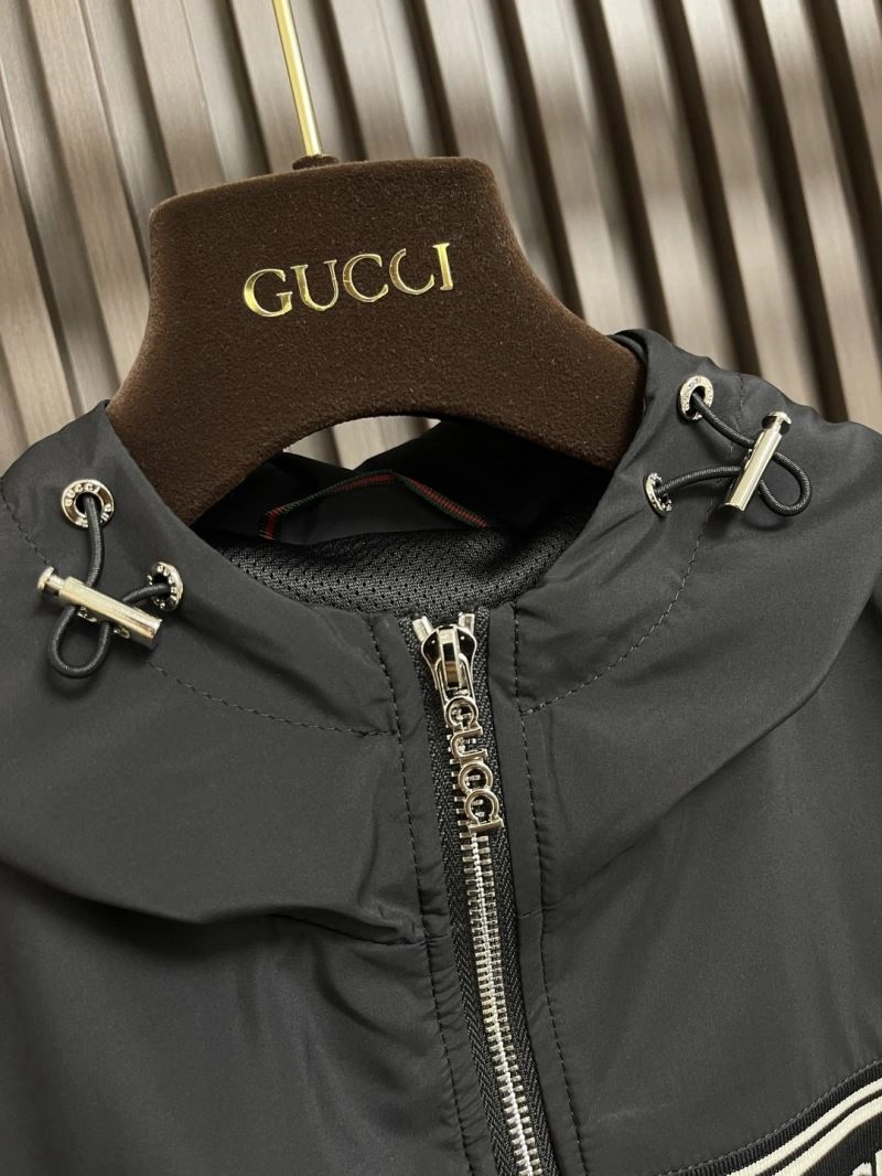 Colorful Gucci Outwear 126753