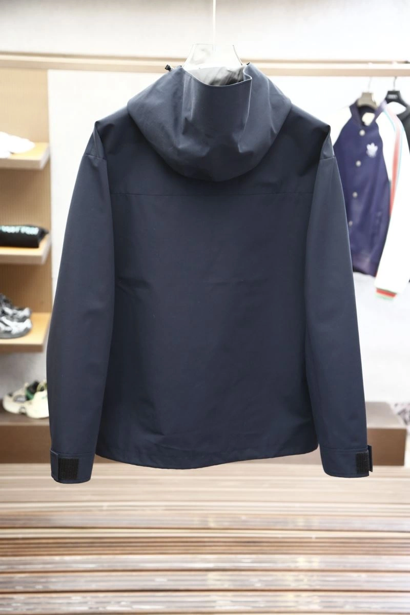 Gucci Outwear Contemporary 126767