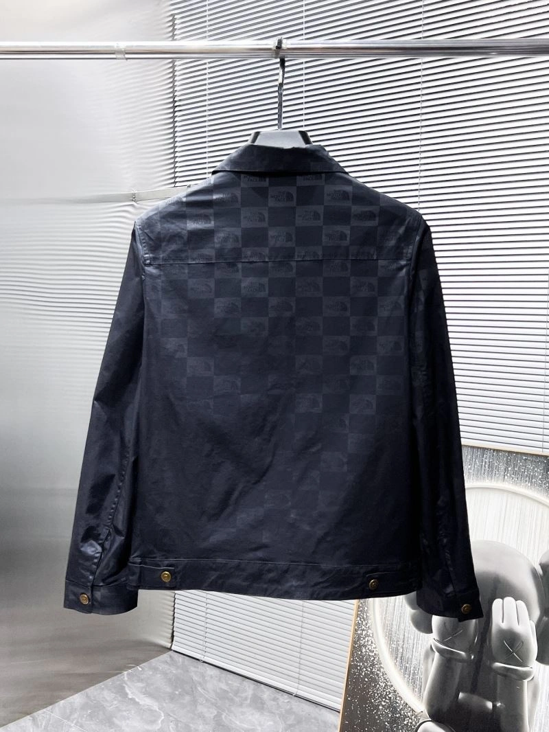 Breathable Gucci Outwear 126770