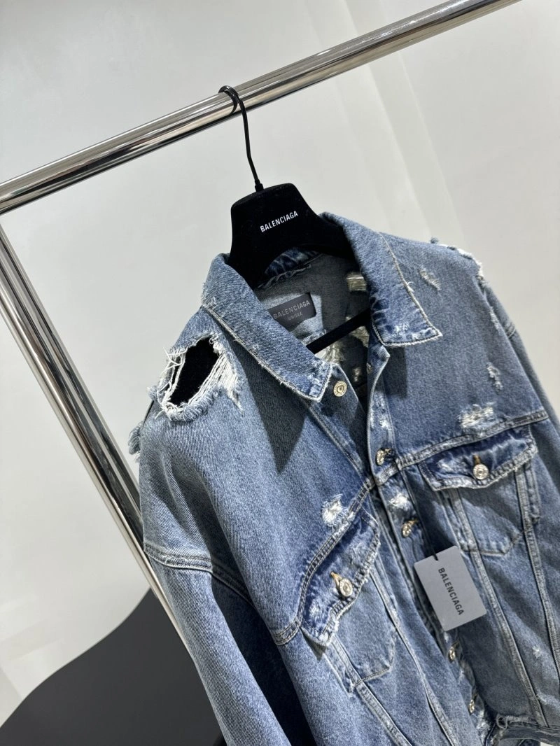 Snug Gucci Outwear 124822