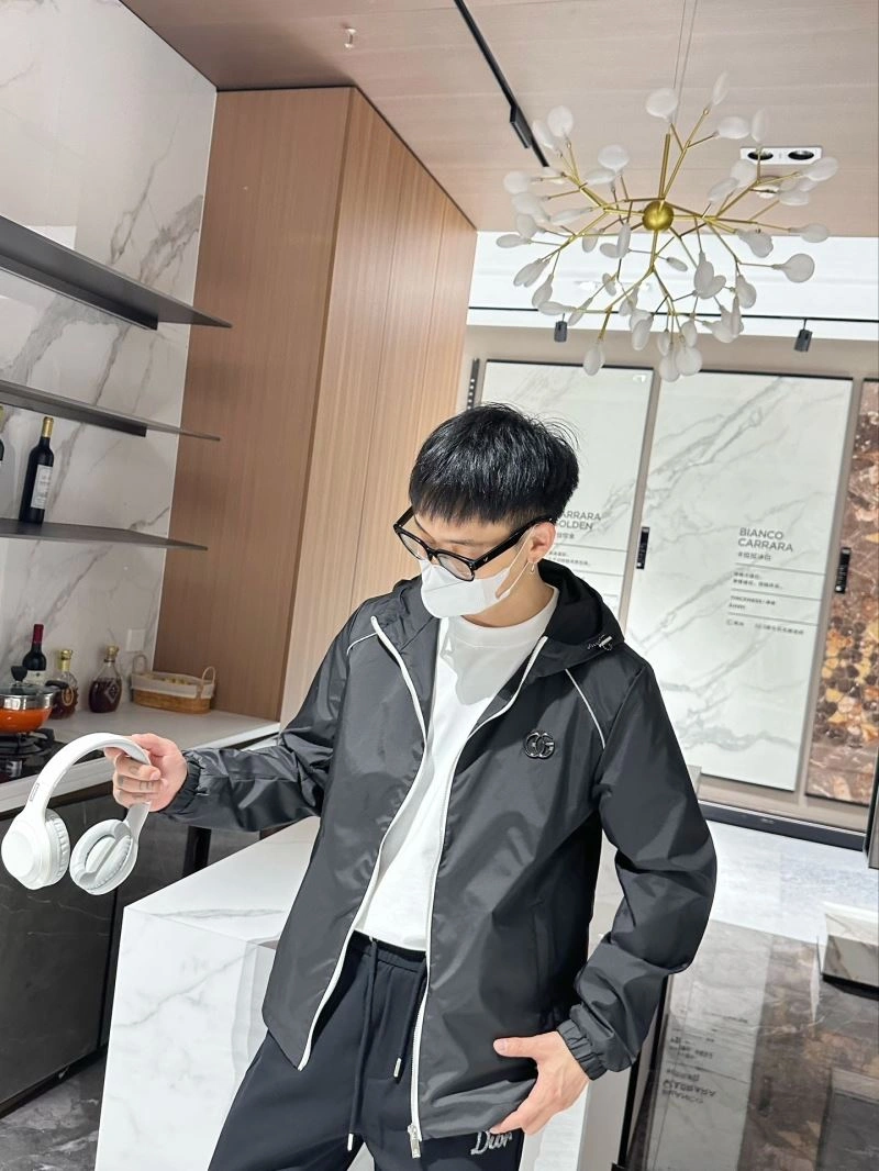 Gucci Outwear Breathable 126355