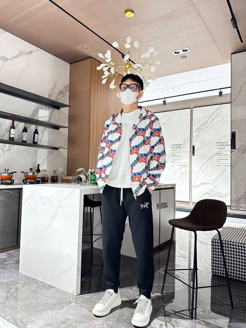 Gucci Outwear TopPick 126360