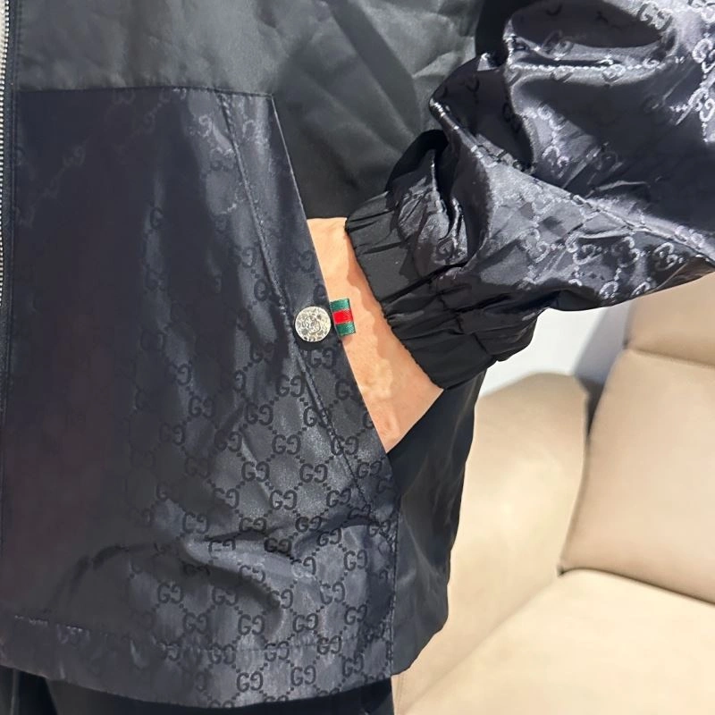 WrinkleFree Gucci Outwear 126359