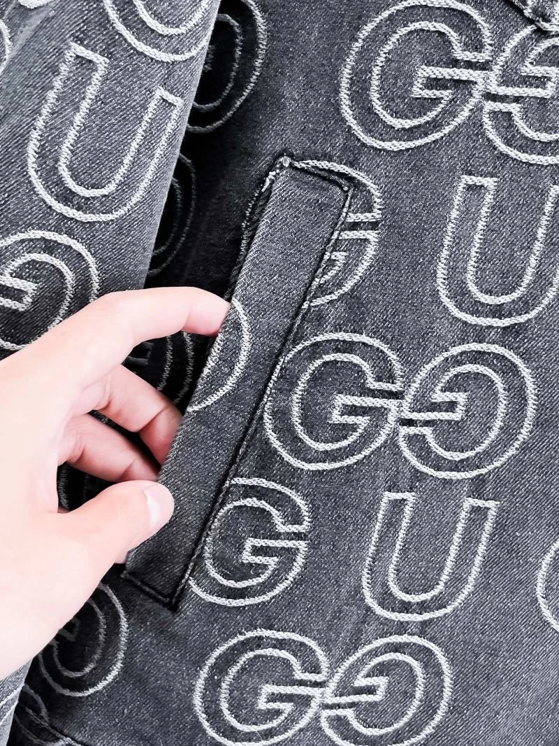 Snug Gucci Outwear 126334
