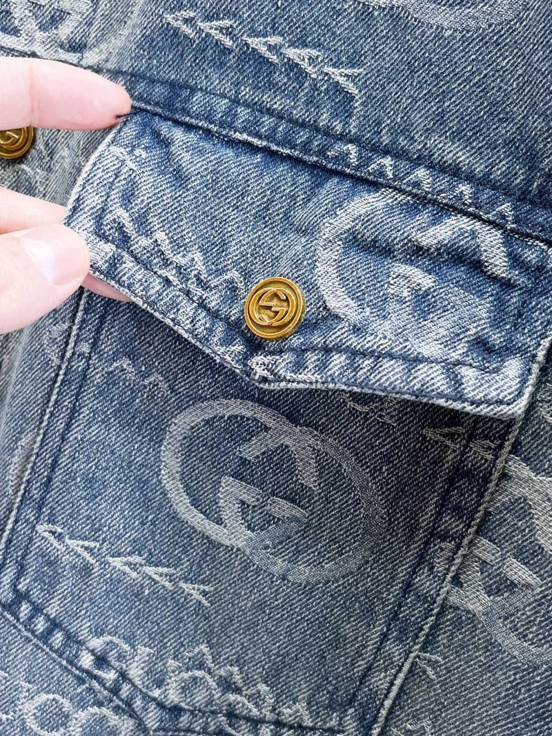 Soft Gucci Outwear 126332