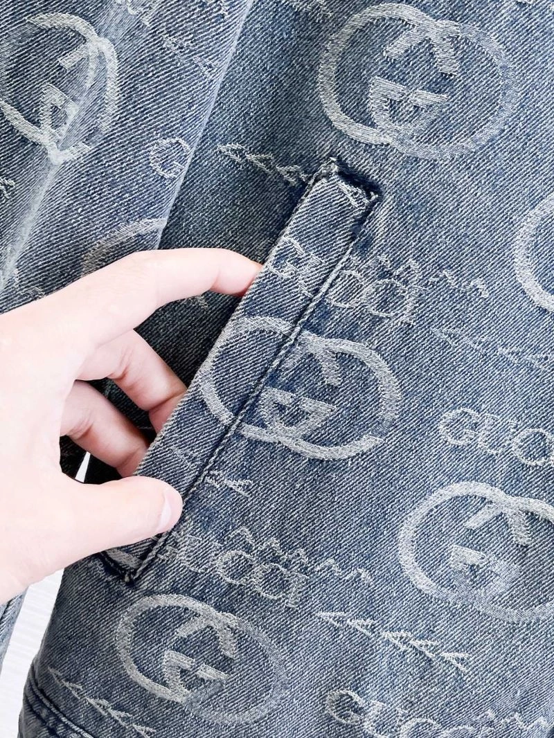 Soft Gucci Outwear 126332