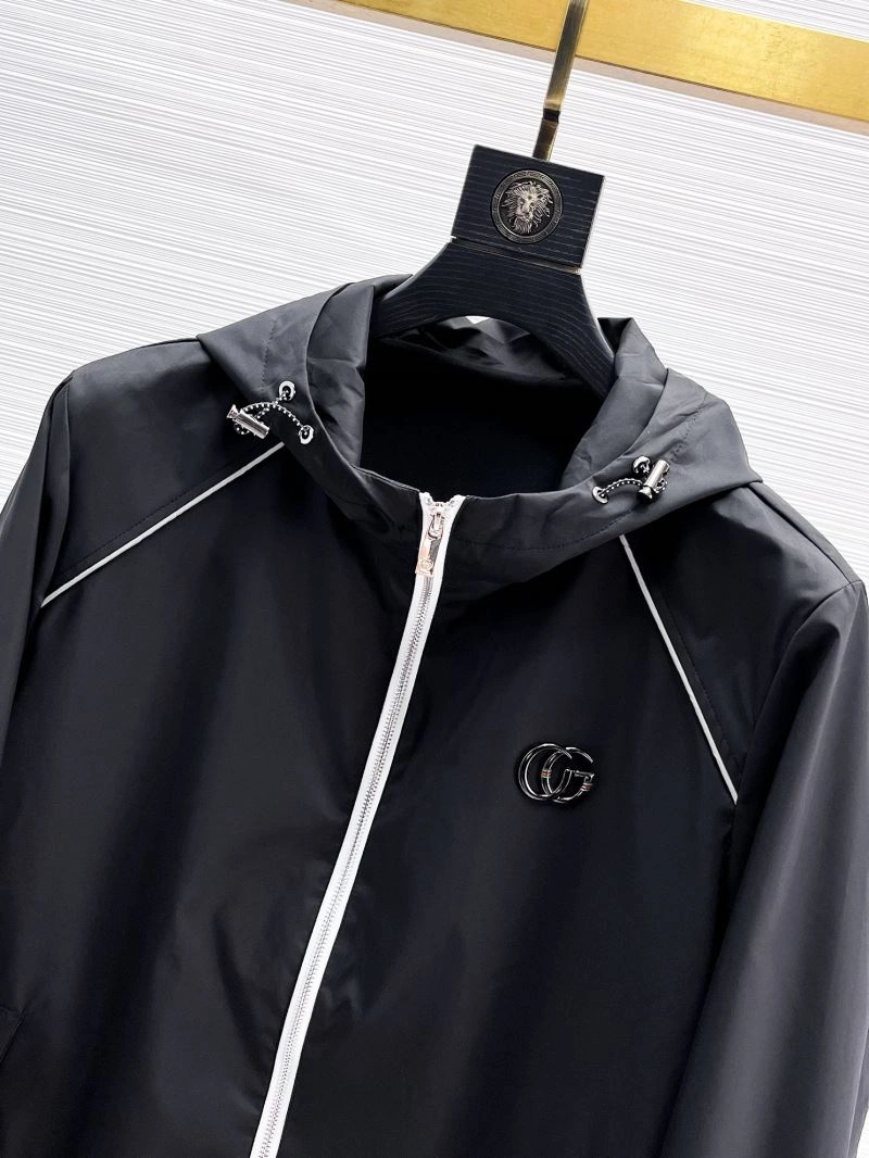 Gucci Outwear Bold 126328