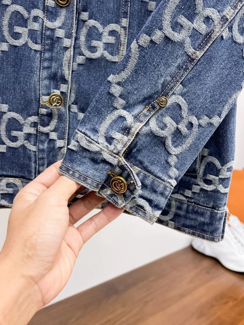 Gucci Outwear FlexibleFit 126313