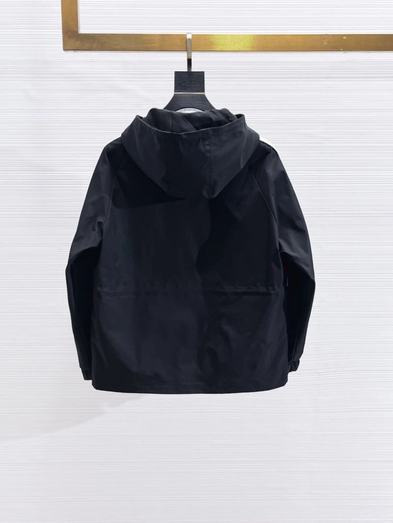 Gucci Outwear TechFriendly 126297