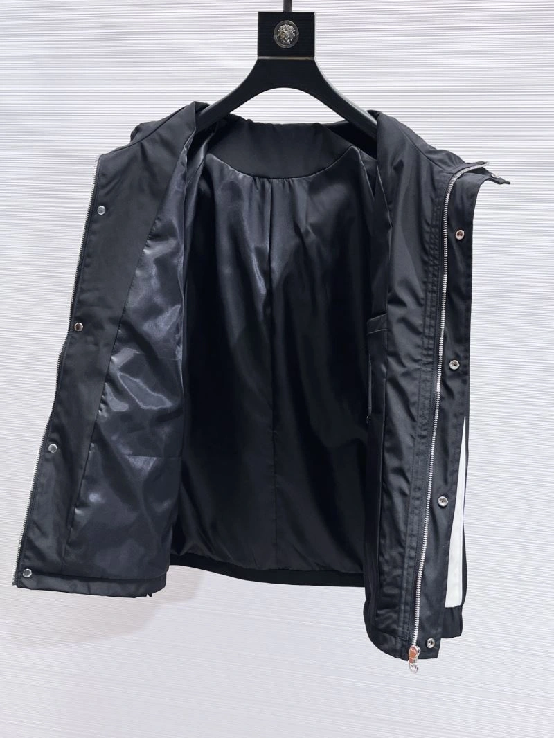 Gucci Outwear TechFriendly 126297