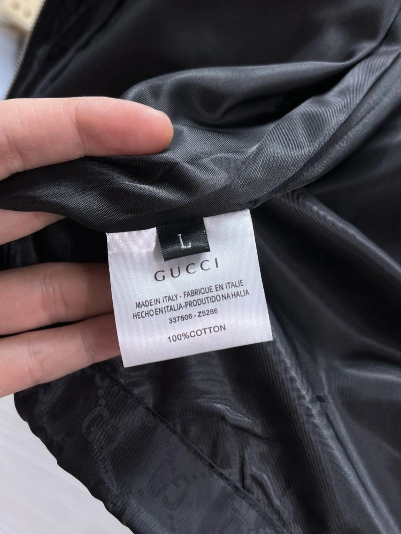 Gucci Outwear Effortless 126317
