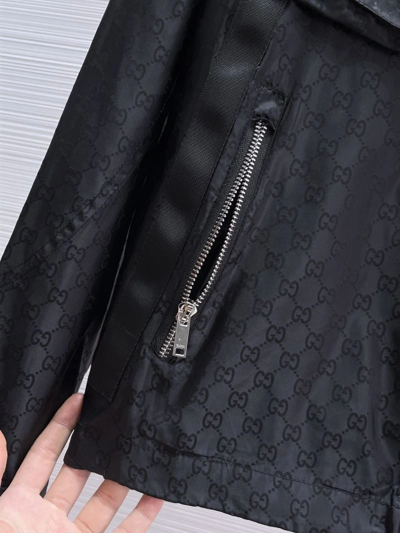 Gucci Outwear Effortless 126317