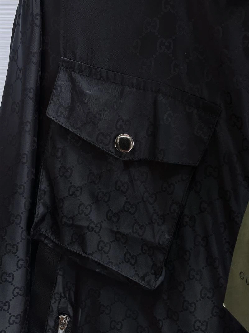Gucci Outwear Effortless 126317
